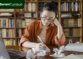 Ingin Menang Lomba Esai? Perhatikan Struktur Esai Berikut